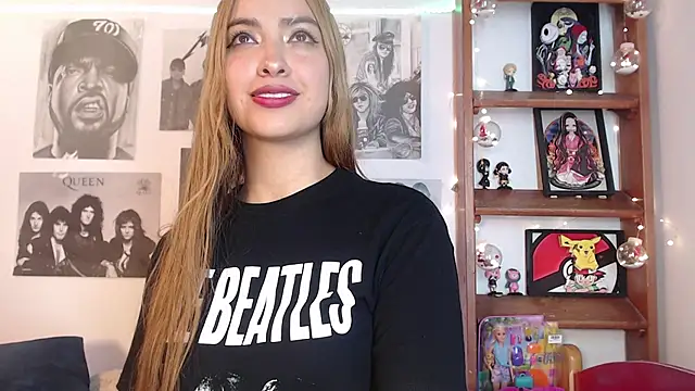 Snapshot of Meowlody chatting on 12-27-24, 06:10 Meowlody online show from 12-27-24, 06:10