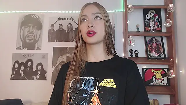 Snapshot of Meowlody chatting on 01-03-25, 06:35 Meowlody online show from 01-03-25, 06:35