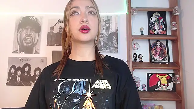 Snapshot of Meowlody chatting on 01-13-25, 04:41 Meowlody online show from 01-13-25, 04:41