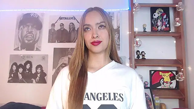 Snapshot of Meowlody chatting on 01-18-25, 06:34 Meowlody online show from 01-18-25, 06:34