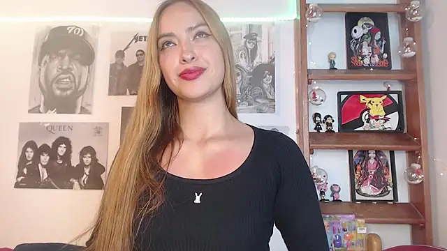 Snapshot of Meowlody chatting on 01-21-25, 01:29 Meowlody online show from 01-21-25, 01:29