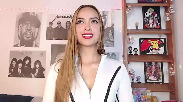 Snapshot of Meowlody chatting on 02-18-25, 12:37 Meowlody online show from 02-18-25, 12:37