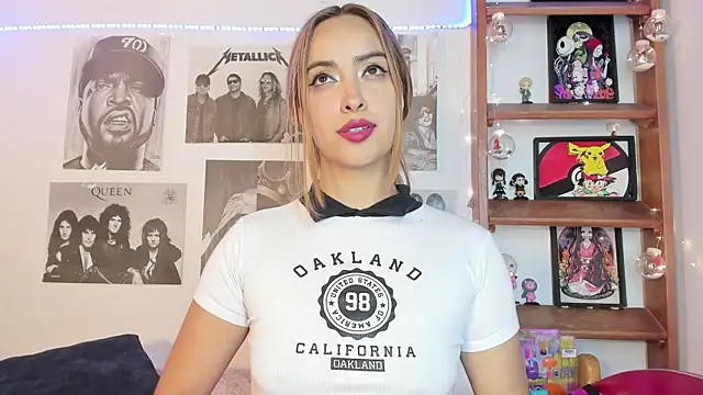 Snapshot of Meowlody chatting on 03-13-25, 04:27 Meowlody online show from 03-13-25, 04:27