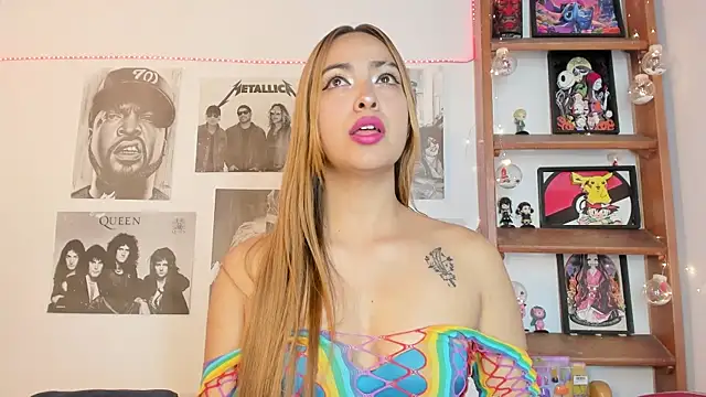 Snapshot of Meowlody chatting on 09-08-25, 08:30 Meowlody online show from 09-08-25, 08:30