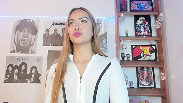 Snapshot of Meowlody chatting on 09-29-25, 10:03 Meowlody online show from 09-29-25, 10:03