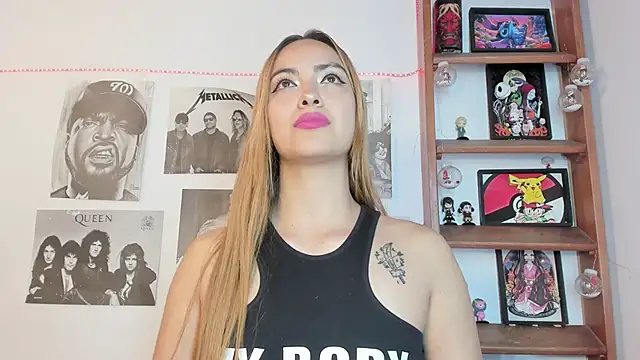 Snapshot of Meowlody chatting on 10-01-25, 09:54 Meowlody online show from 10-01-25, 09:54