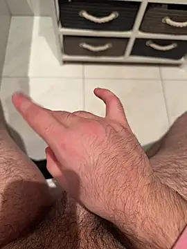 Snapshot of Deralboaus01 chatting on 02-23-25, 01:02 Deralboaus01 online show from 02-23-25, 01:02