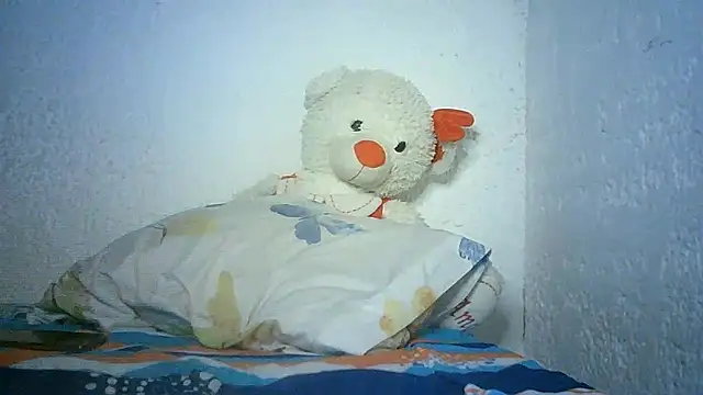 Bellabeltrann online show from 12-14-24, 02:23