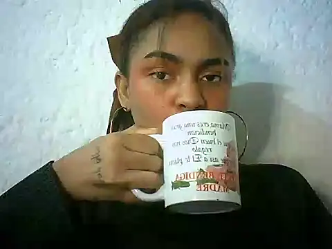 Snapshot of Bellabeltrann chatting on 01-14-26, 12:33 Bellabeltrann online show from 01-14-26, 12:33