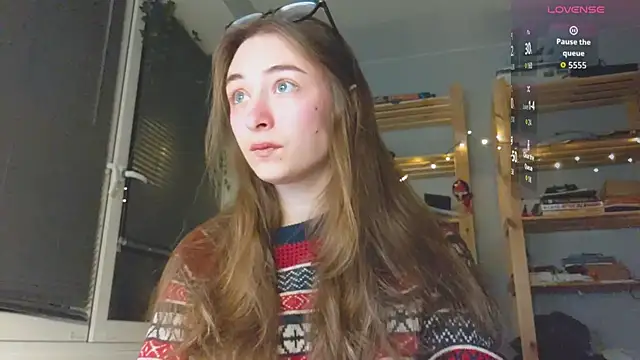 monlight  dana online show from 11-25-25, 05:40