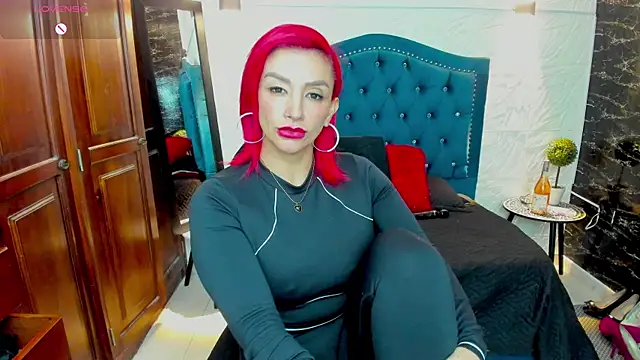 RedQueenMilf online show from 10-17-25, 11:18