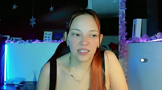 Snapshot of mariana_scott__ chatting on 01-20-25, 11:32 mariana scott online show from 01-20-25, 11:32