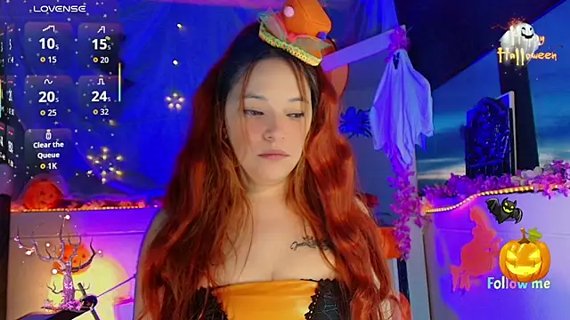 Snapshot of mariana_scott__ chatting on 10-31-25, 10:55 mariana scott online show from 10-31-25, 10:55