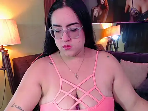 Snapshot of Sofiia_davis23 chatting on 11-05-25, 01:33 Sofiia davis23 online show from 11-05-25, 01:33