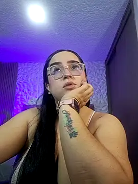 Snapshot of Sofiia_davis23 chatting on 03-13-26, 01:40 Sofiia davis23 online show from 03-13-26, 01:40