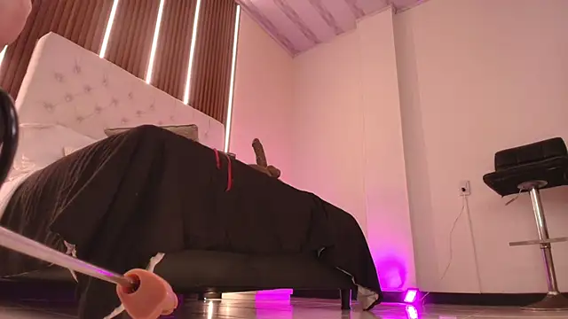 sweetty paulina online show from 12-13-25, 07:53