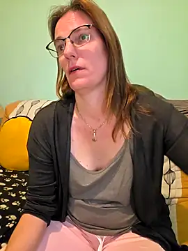 SpiceLea online show from 11-12-25, 02:28