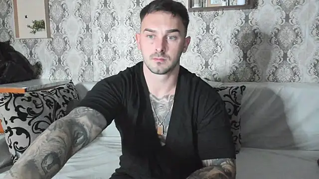 Jonmusclemaster online show from 12-27-24, 08:39