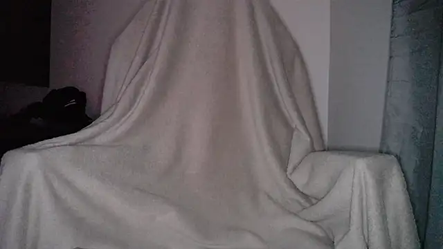 Snapshot of Metisse-BBC chatting on 03-07-25, 04:22 Metisse-BBC online show from 03-07-25, 04:22