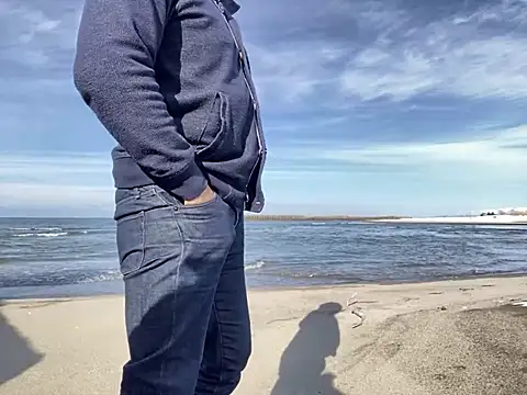 Snapshot of ge3noxxx chatting on 02-25-25, 05:52 ge3noxxx online show from 02-25-25, 05:52