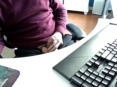 big-pig online show from 12-28-24, 06:28