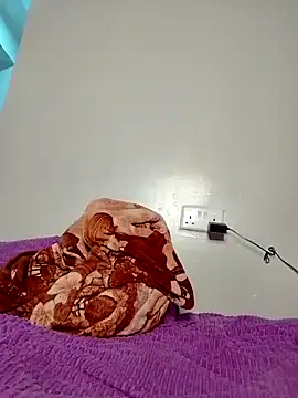 Snapshot of SquirtQueen222 chatting on 12-22-24, 12:28 SquirtQueen222 online show from 12-22-24, 12:28