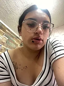 SophiaHilt0n online show from 09-22-25, 11:56