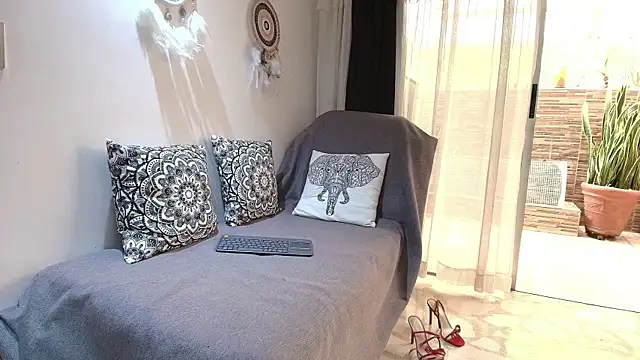 MarilynDavies online show from 03-14-25, 03:47