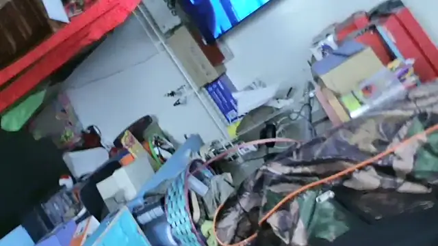 Snapshot of ROCKHARDDADDY86 chatting on 01-18-26, 07:28 ROCKHARDDADDY86 online show from 01-18-26, 07:28