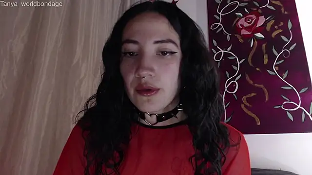 Snapshot of Tanya_WorldBondage chatting on 10-26-25, 12:05 Tanya WorldBondage online show from 10-26-25, 12:05