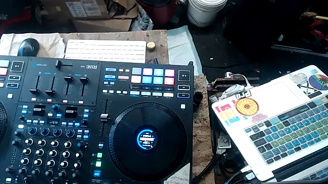 Snapshot of tongueispowerr6d9 chatting on 01-07-25, 07:28 tongueispowerr6d9 online show from 01-07-25, 07:28