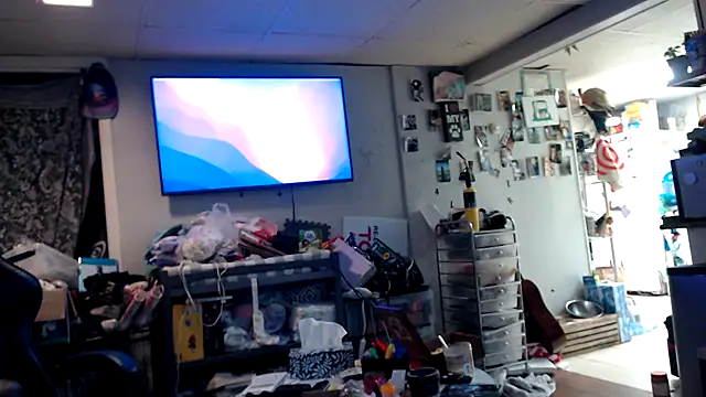 Snapshot of tongueispowerr6d9 chatting on 12-04-25, 06:01 tongueispowerr6d9 online show from 12-04-25, 06:01