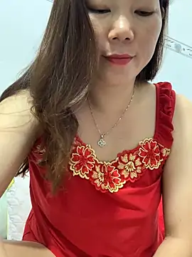 Snapshot of Baby-bigtits chatting on 03-12-25, 02:12 Baby-bigtits online show from 03-12-25, 02:12