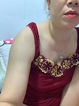 Snapshot of Baby-bigtits chatting on 03-13-25, 02:12 Baby-bigtits online show from 03-13-25, 02:12