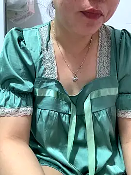 Snapshot of Baby-bigtits chatting on 09-13-25, 12:49 Baby-bigtits online show from 09-13-25, 12:49