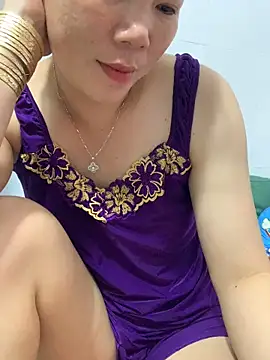 Snapshot of Baby-bigtits chatting on 09-15-25, 12:16 Baby-bigtits online show from 09-15-25, 12:16