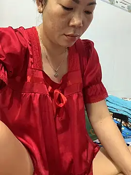 Snapshot of Baby-bigtits chatting on 09-20-25, 11:50 Baby-bigtits online show from 09-20-25, 11:50