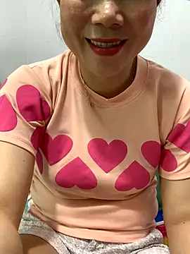 Snapshot of Baby-bigtits chatting on 09-23-25, 04:48 Baby-bigtits online show from 09-23-25, 04:48