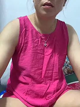 Snapshot of Baby-bigtits chatting on 10-08-25, 11:52 Baby-bigtits online show from 10-08-25, 11:52