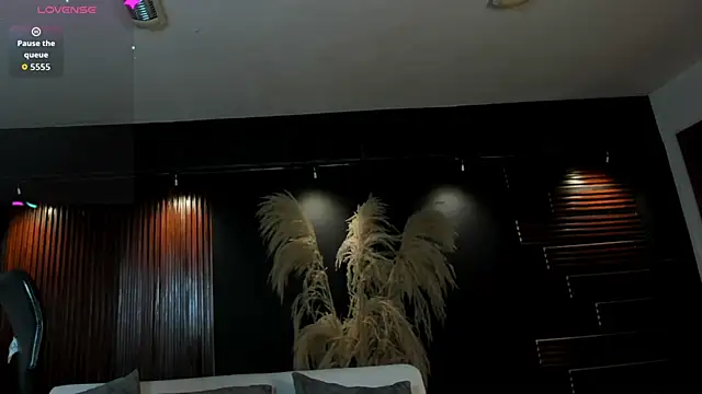 Snapshot of IsabellaaJoness chatting on 10-12-25, 02:16 IsabellaaJoness online show from 10-12-25, 02:16