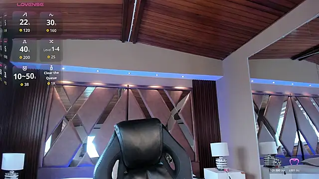 Snapshot of IsabellaaJoness chatting on 10-20-25, 11:54 IsabellaaJoness online show from 10-20-25, 11:54