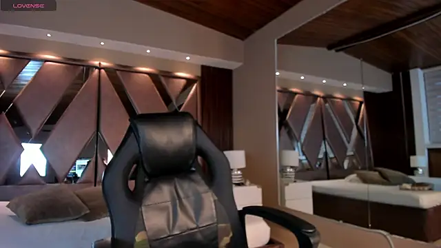 Snapshot of IsabellaaJoness chatting on 01-14-26, 11:16 IsabellaaJoness online show from 01-14-26, 11:16