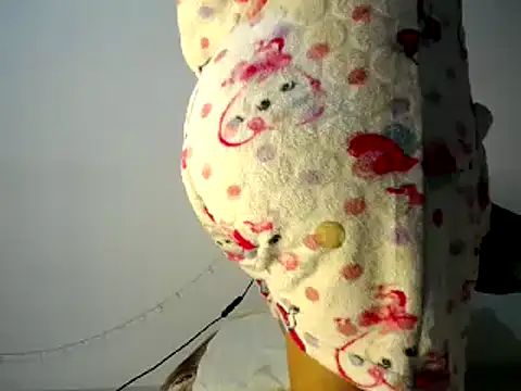 paty suarez online show from 12-04-24, 02:20