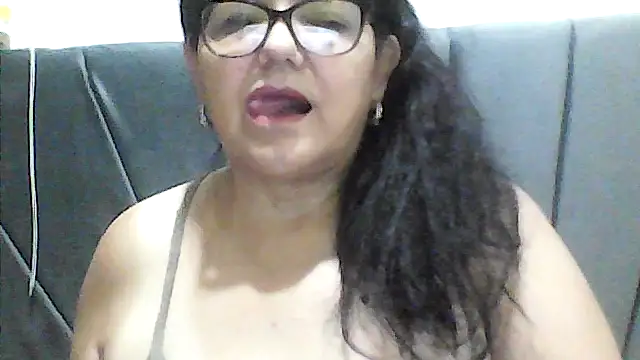 kassandra02 online show from 10-21-25, 02:29