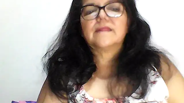 kassandra02 online show from 12-13-25, 09:53