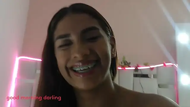 Vivi bless online show from 10-24-25, 01:07