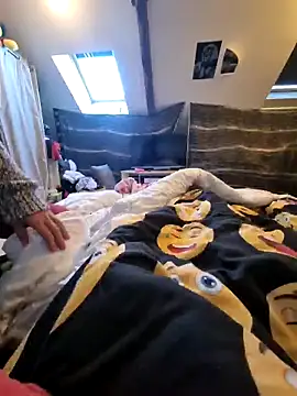 LoLa-69-X online show from 10-13-25, 08:25