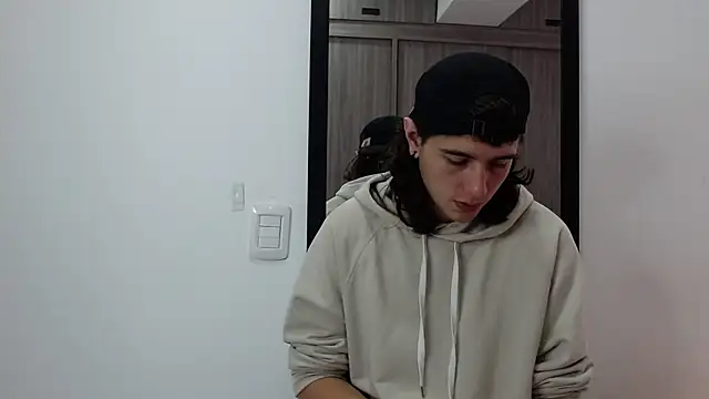 alex connorr online show from 02-10-25, 02:26
