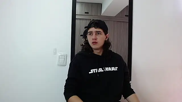 alex connorr online show from 02-11-25, 02:57
