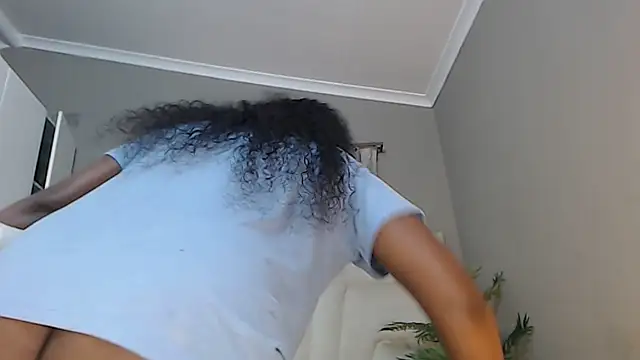 naughtyblackdolie online show from 12-19-24, 06:45